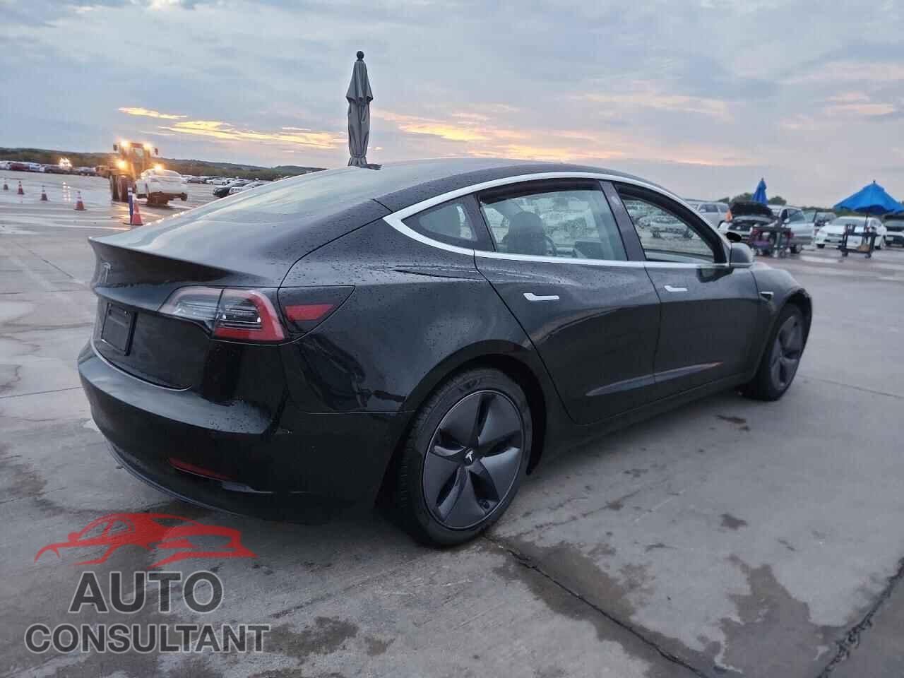 TESLA MODEL 3 2019 - 5YJ3E1EA5KF361976