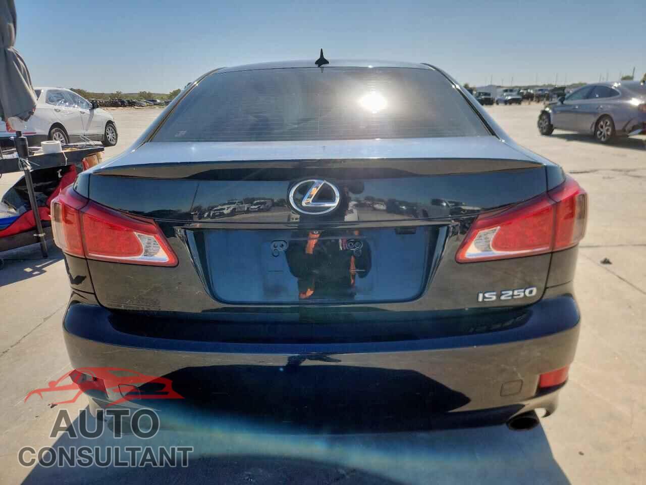 LEXUS IS 2012 - JTHBF5C2XC5169000
