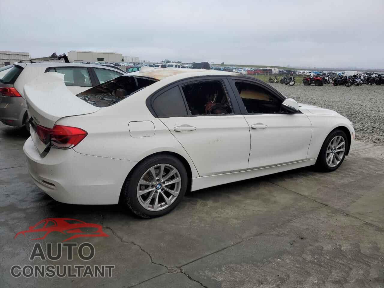 BMW 3 SERIES 2017 - WBA8A9C38HK864480