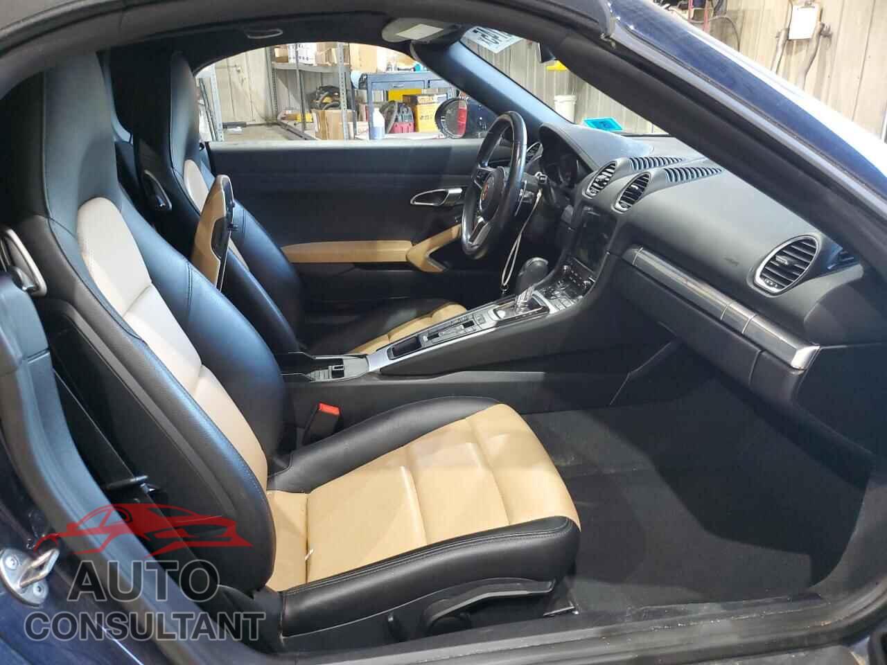 PORSCHE BOXSTER 2018 - WP0CA2A88JS210846