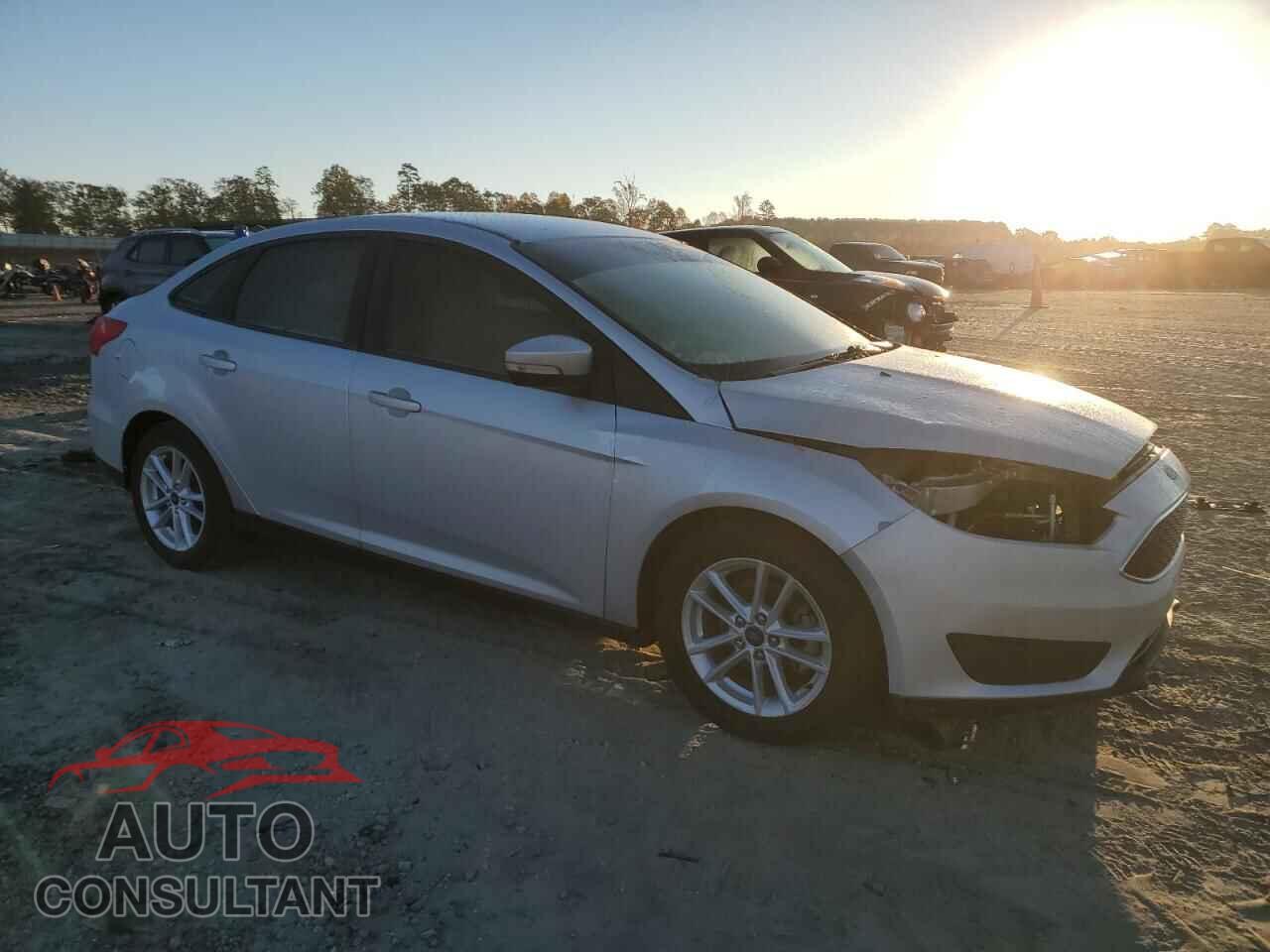 FORD FOCUS 2017 - 1FADP3F28HL317399