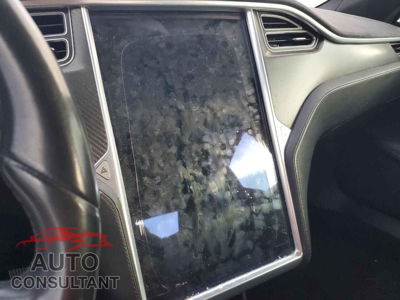 TESLA MODEL S 2015 - 5YJSA1E2XFF120260