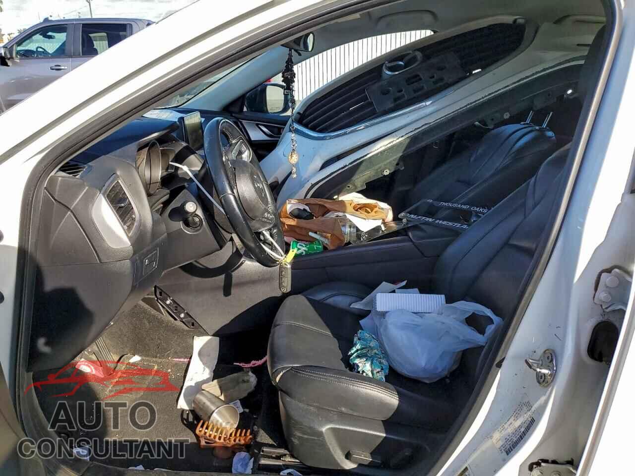 MAZDA 3 2017 - 3MZBN1V73HM126977
