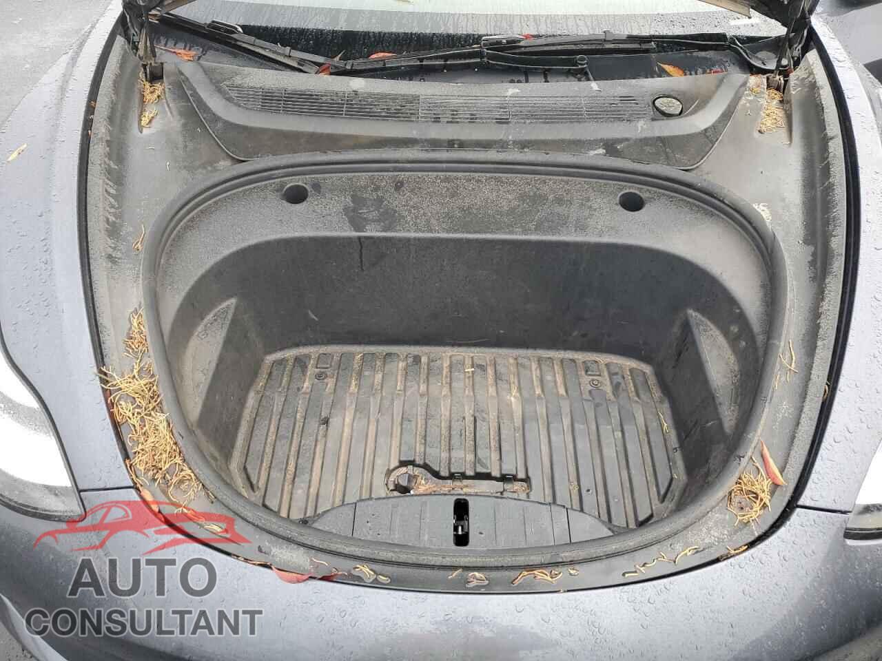 TESLA MODEL 3 2023 - 5YJ3E1EA0PF706497