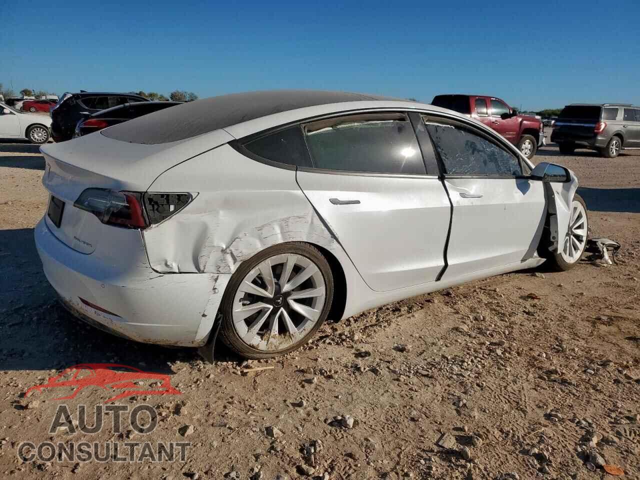 TESLA MODEL 3 2021 - 5YJ3E1EB9MF990510