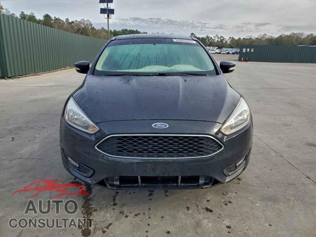 FORD FOCUS 2015 - 1FADP3F29FL292266