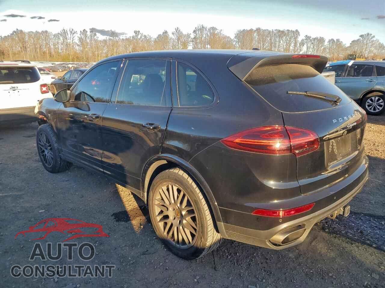 PORSCHE CAYENNE 2017 - WP1AA2A26HKA86068