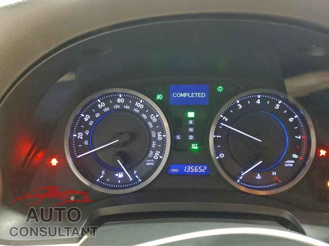 LEXUS IS 2012 - JTHCF5C26C5055547