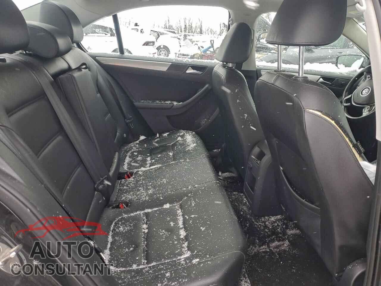 VOLKSWAGEN JETTA 2017 - 3VWDB7AJ9HM204958