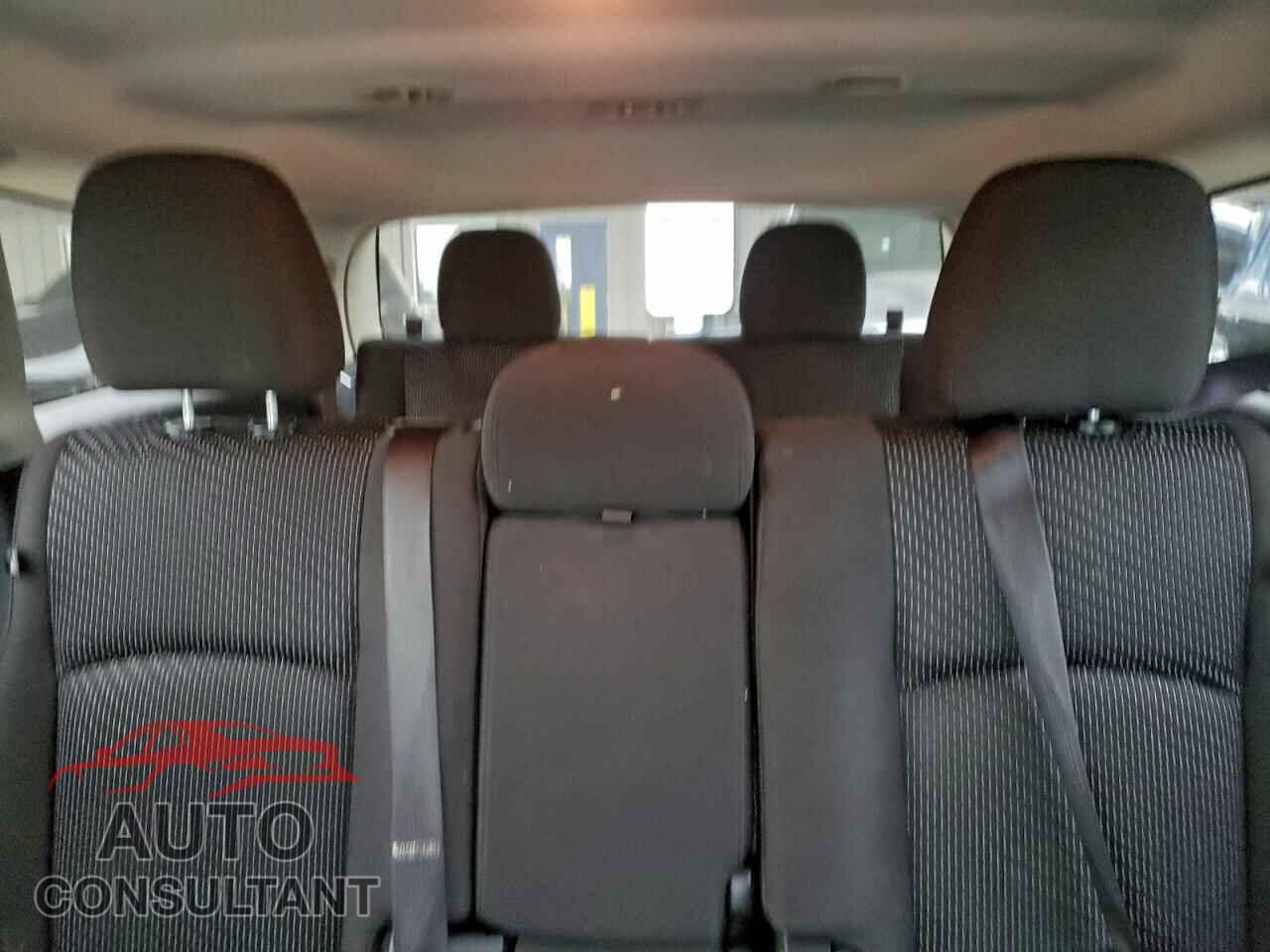 DODGE JOURNEY 2017 - 3C4PDCBG5HT526833