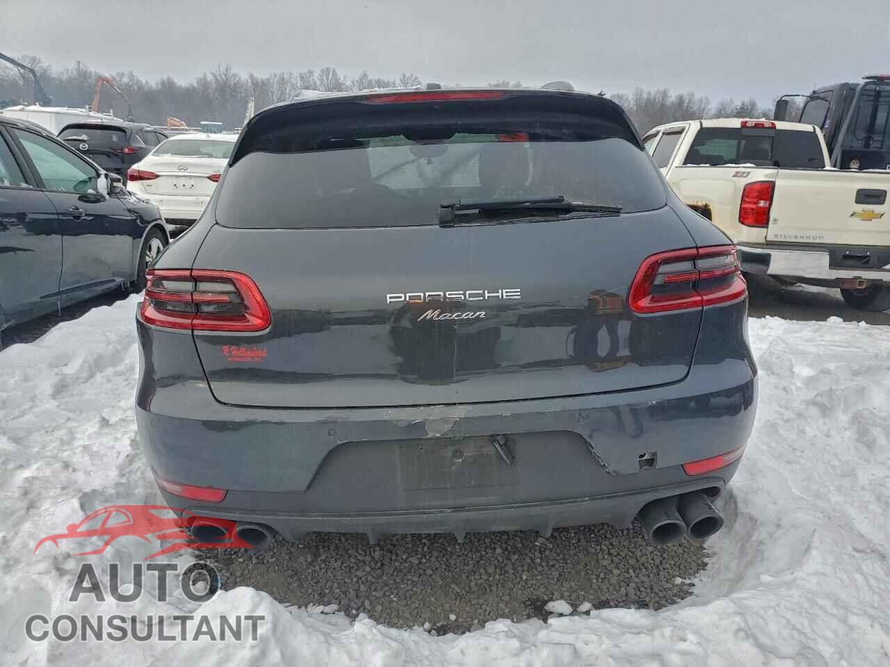 PORSCHE MACAN 2018 - WP1AA2A58JLB06007