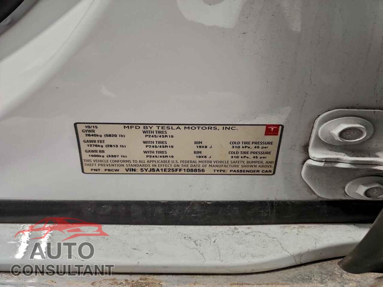 TESLA MODEL S 2015 - 5YJSA1E25FF108856