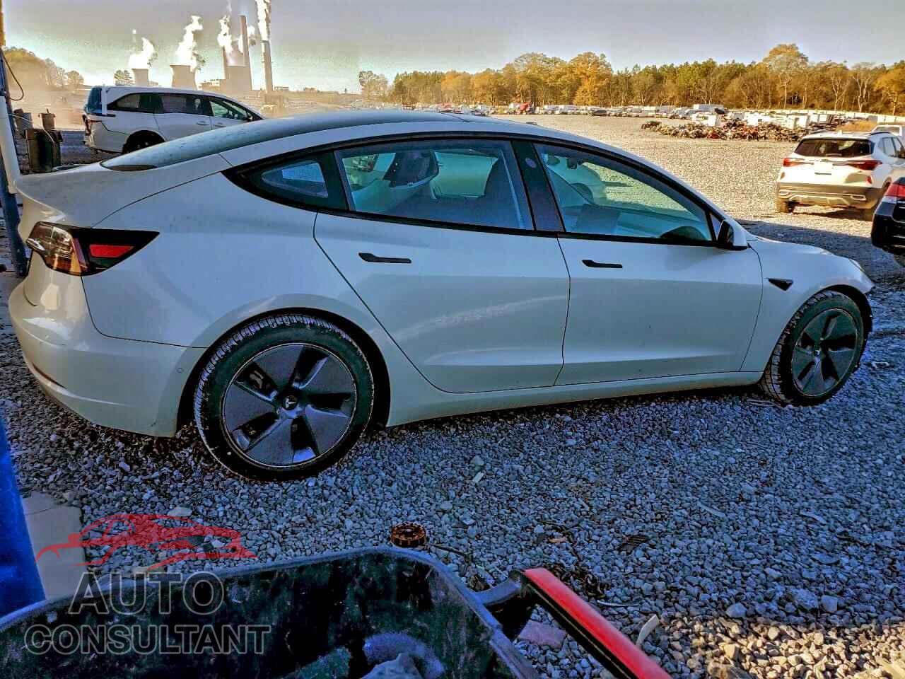 TESLA MODEL 3 2021 - 5YJ3E1EA8MF922092