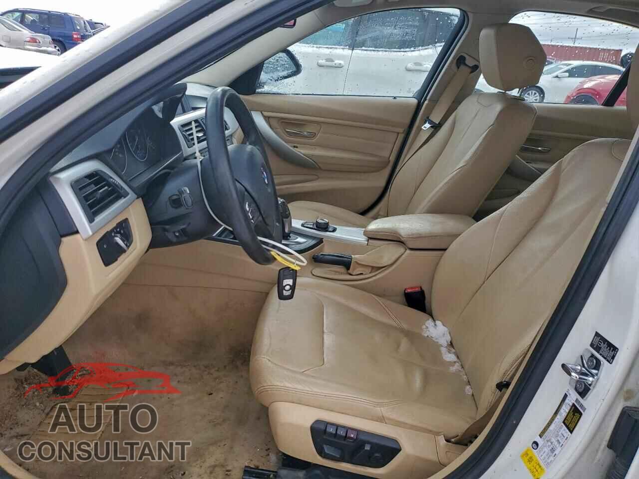 BMW 3 SERIES 2012 - WBA3A5C58CF344740