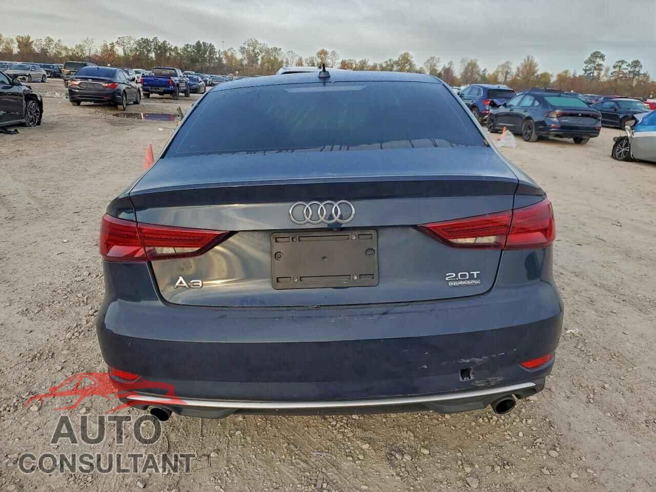 AUDI A3 2017 - WAUB8GFF1H1009637