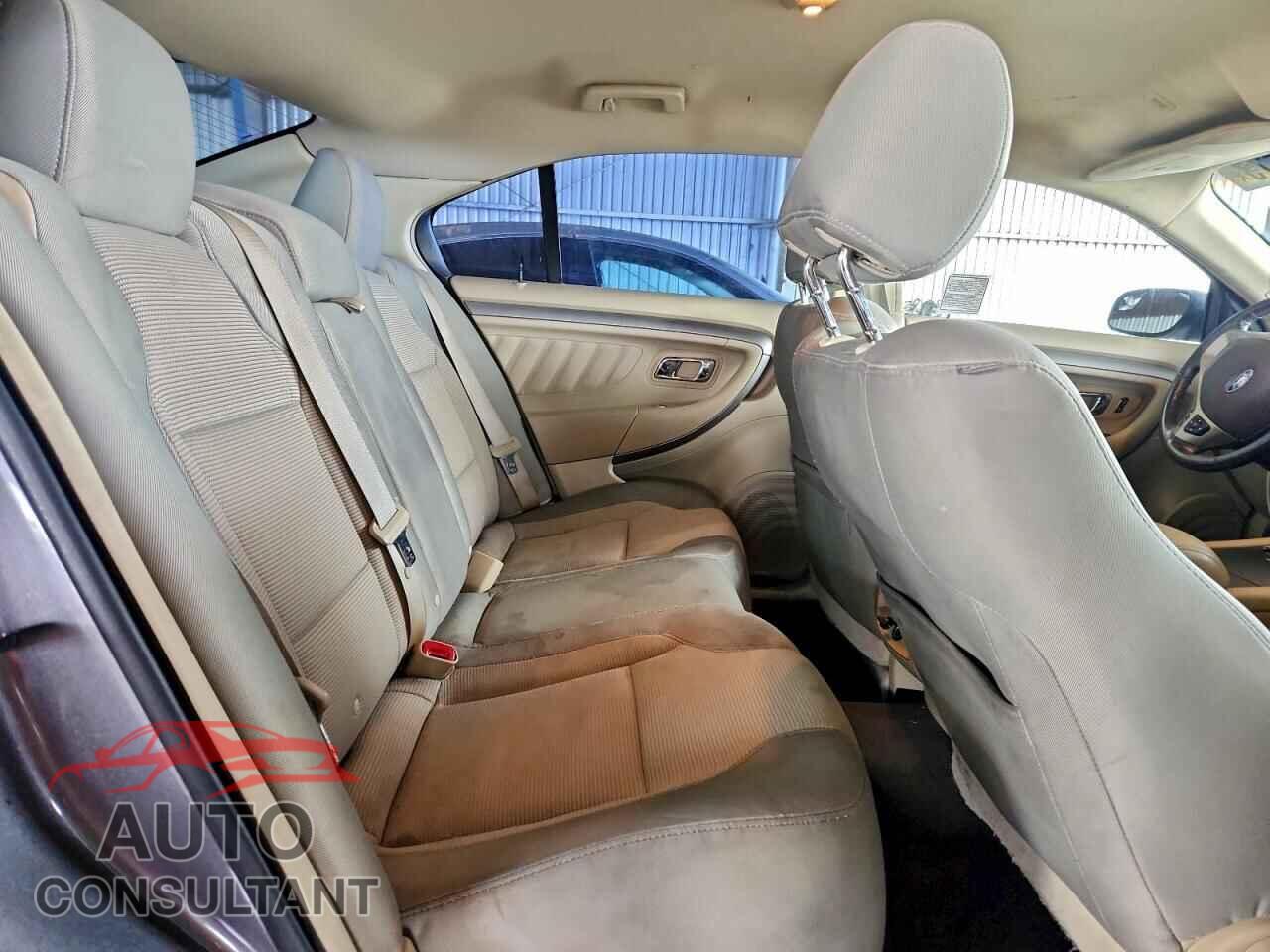 FORD TAURUS 2013 - 1FAHP2E88DG162177