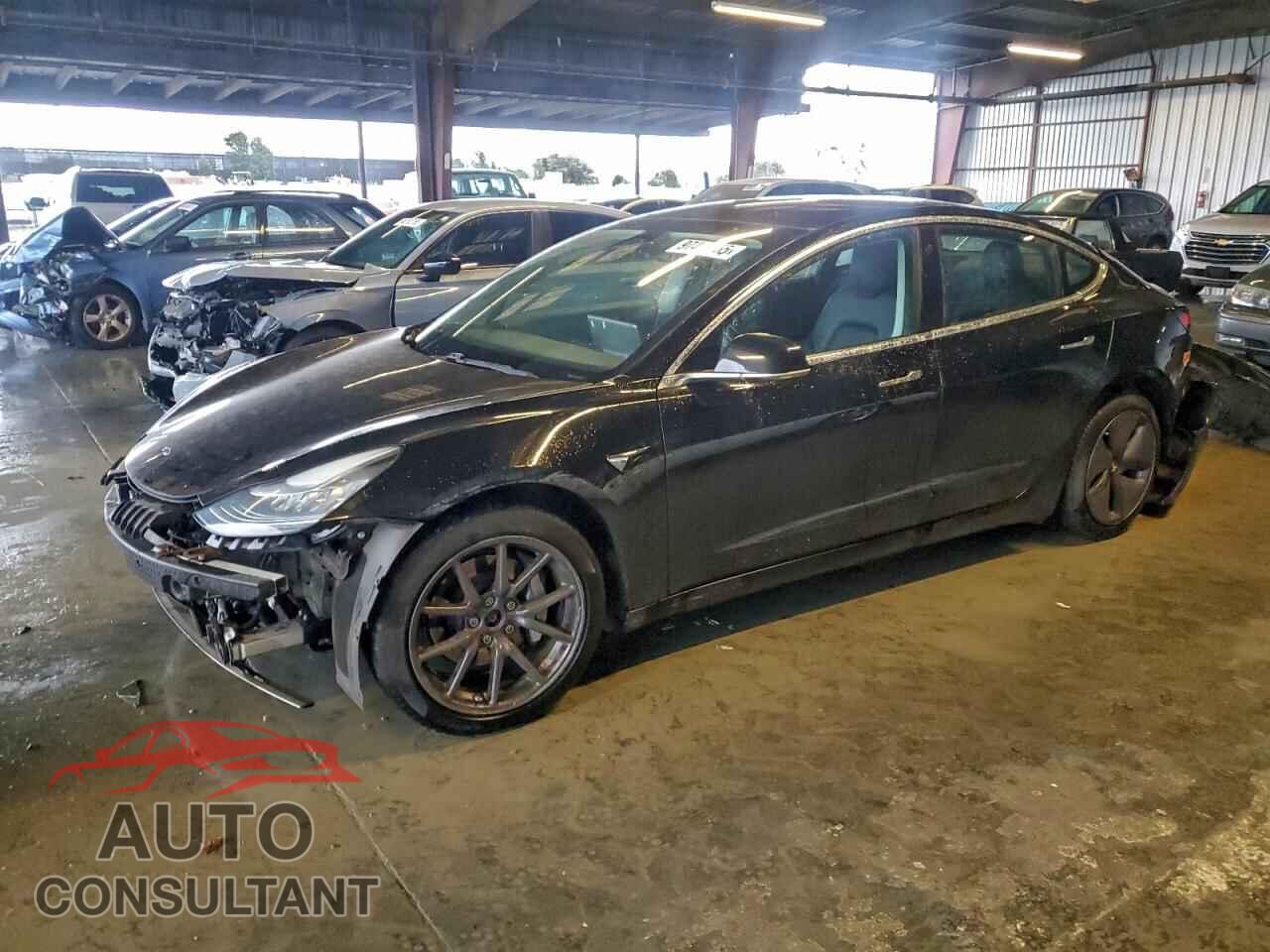 TESLA MODEL 3 2018 - 5YJ3E1EB6JF144265