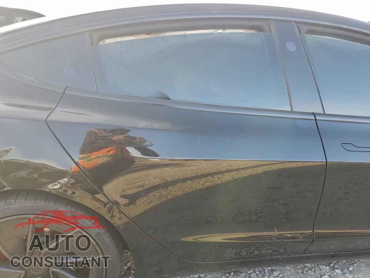 TESLA MODEL 3 2024 - 5YJ3E1ET5RF820919