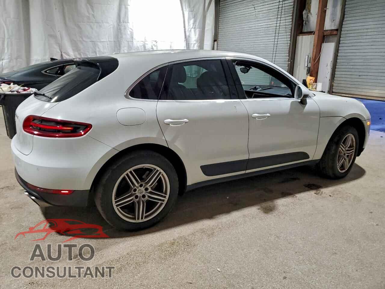 PORSCHE MACAN 2016 - WP1AB2A52GLB57301