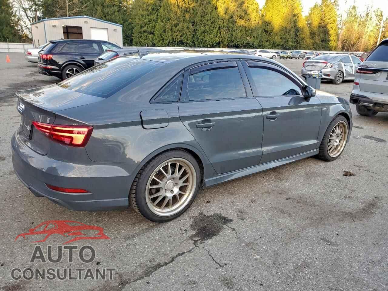 AUDI A3 2017 - WAUGUGFF5H1067414