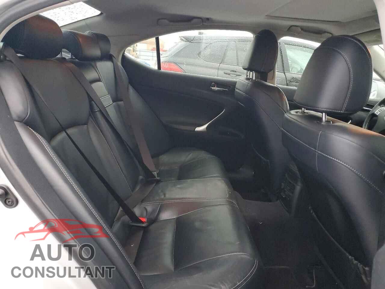 LEXUS IS 2012 - JTHCF5C24C5058785