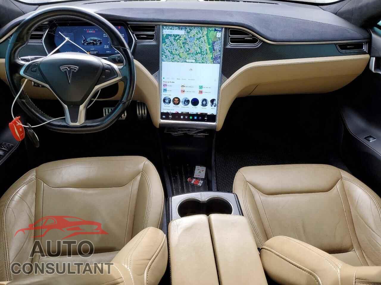 TESLA MODEL S 2015 - 5YJSA1E44FF116979