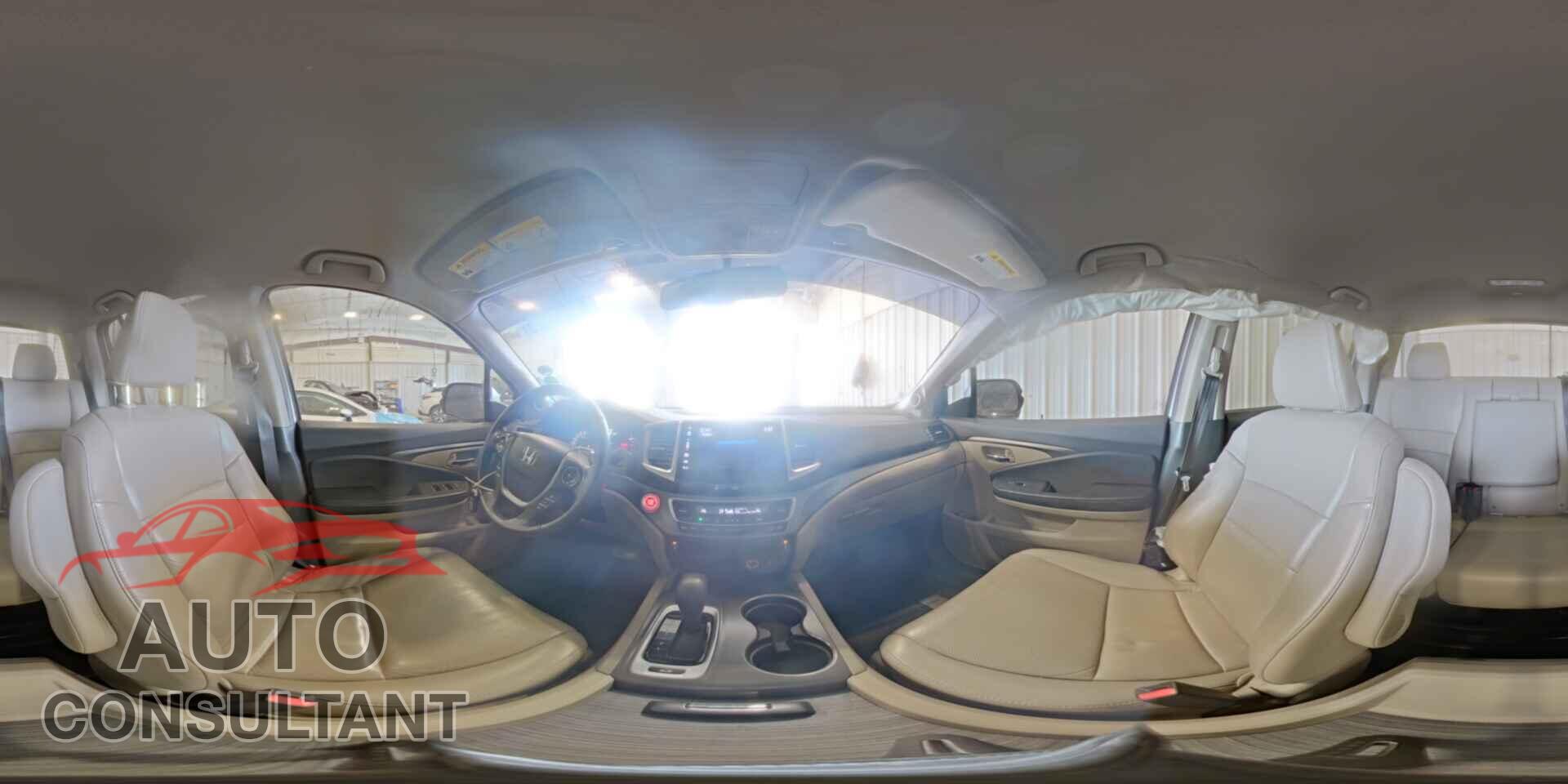 HONDA RIDGELINE 2017 - 5FPYK3F65HB010103
