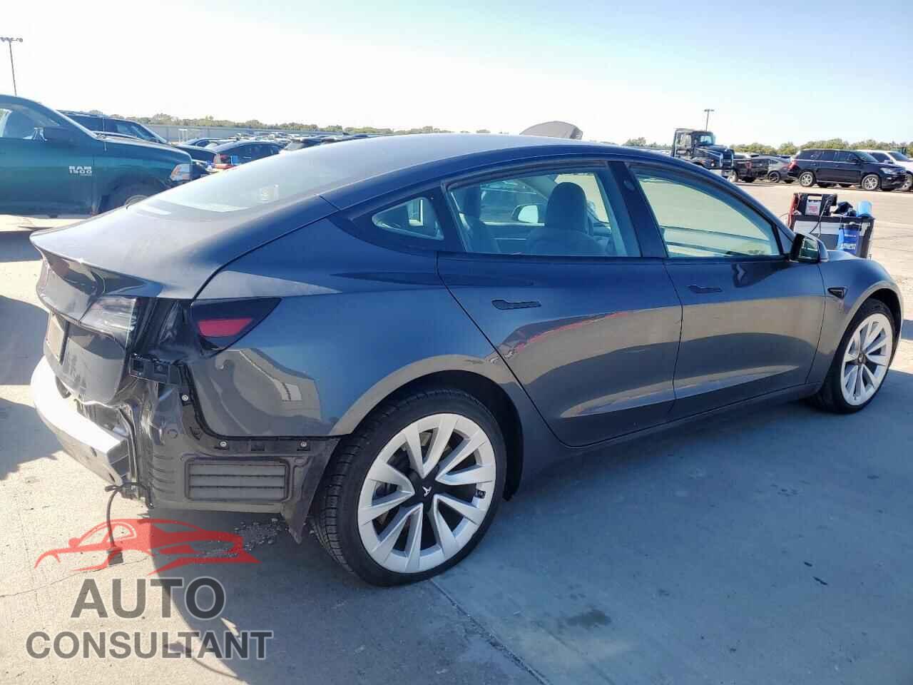 TESLA MODEL 3 2022 - 5YJ3E1EA4NF191159