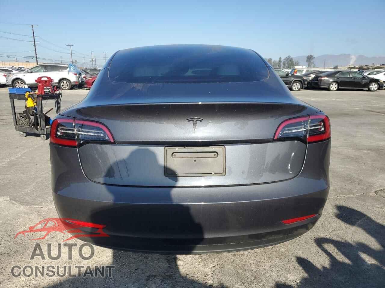 TESLA MODEL 3 2023 - 5YJ3E1EA7PF396400