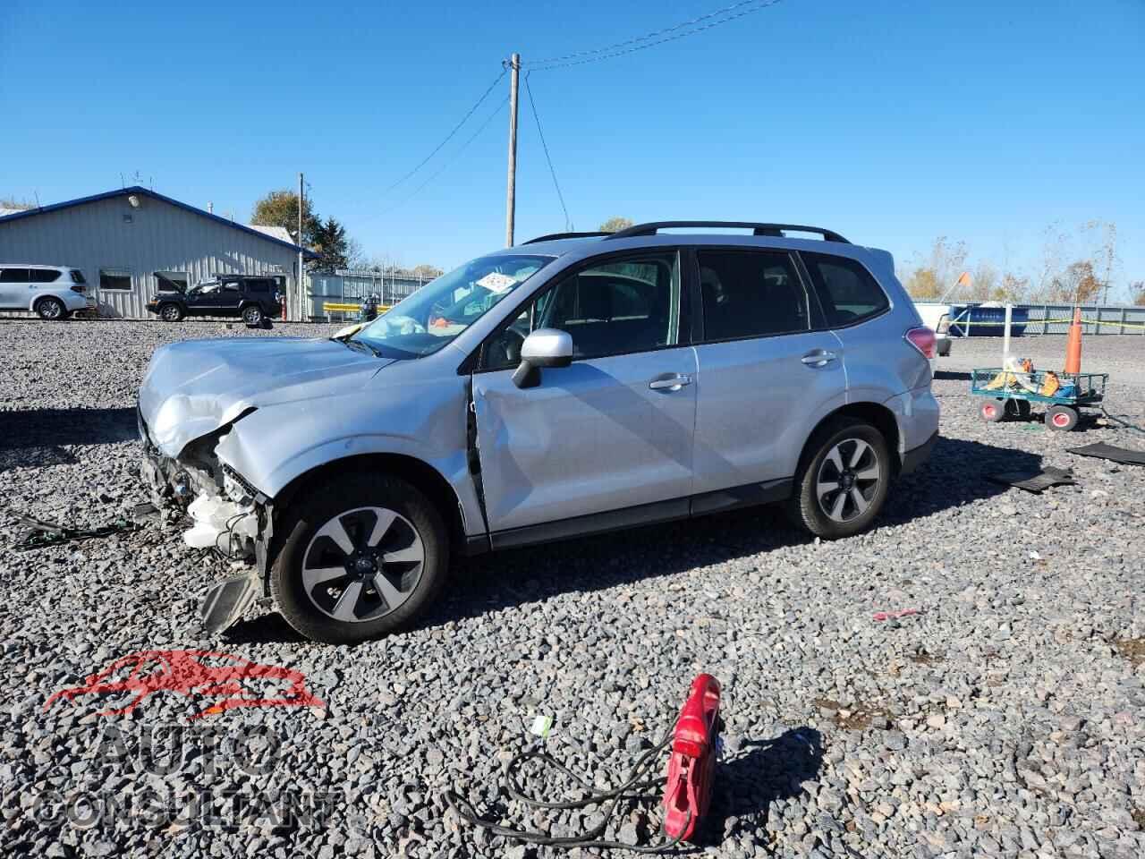 SUBARU FORESTER 2017 - JF2SJAGC8HH537788