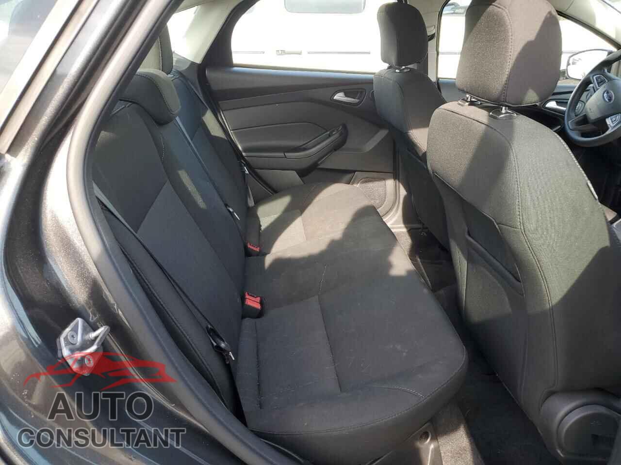 FORD FOCUS 2017 - 1FADP3H2XHL335822