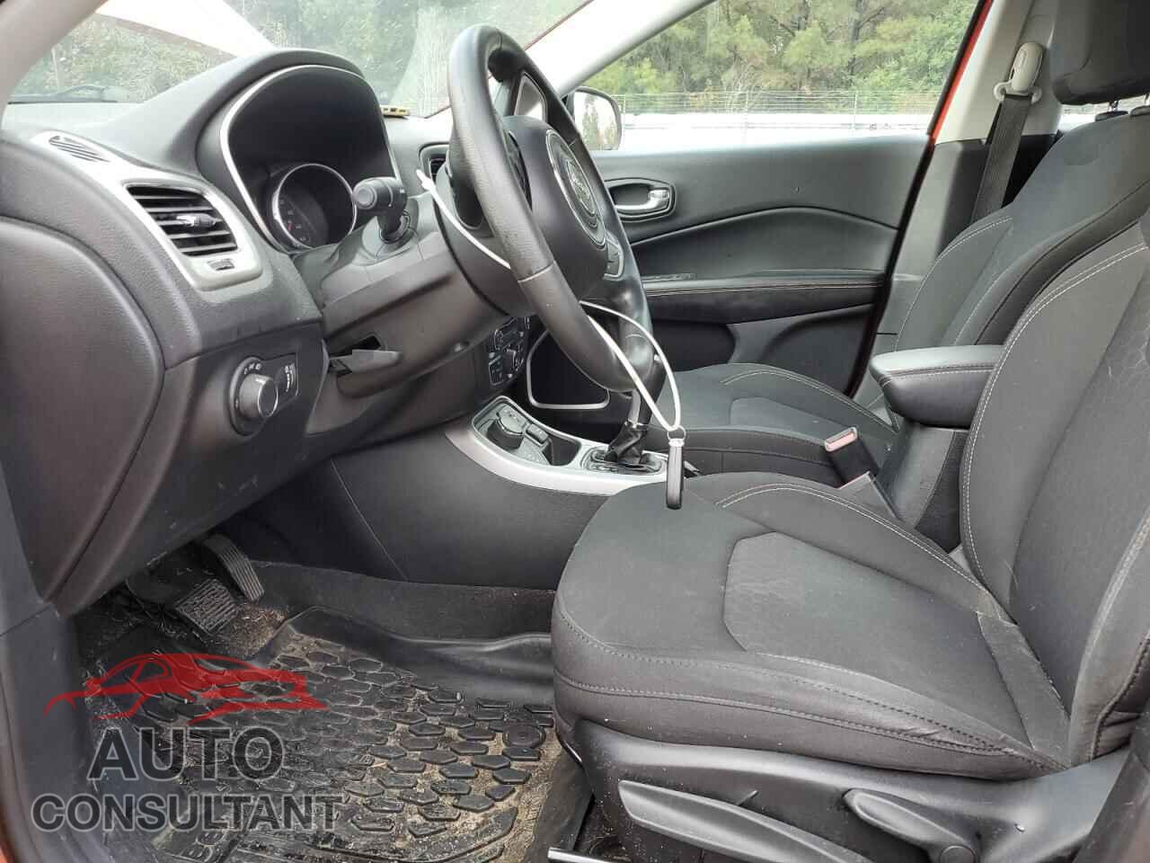 JEEP COMPASS 2018 - 3C4NJDAB9JT192534