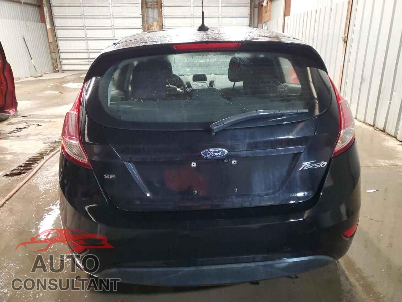 FORD FIESTA 2018 - 3FADP4EJ1JM118889
