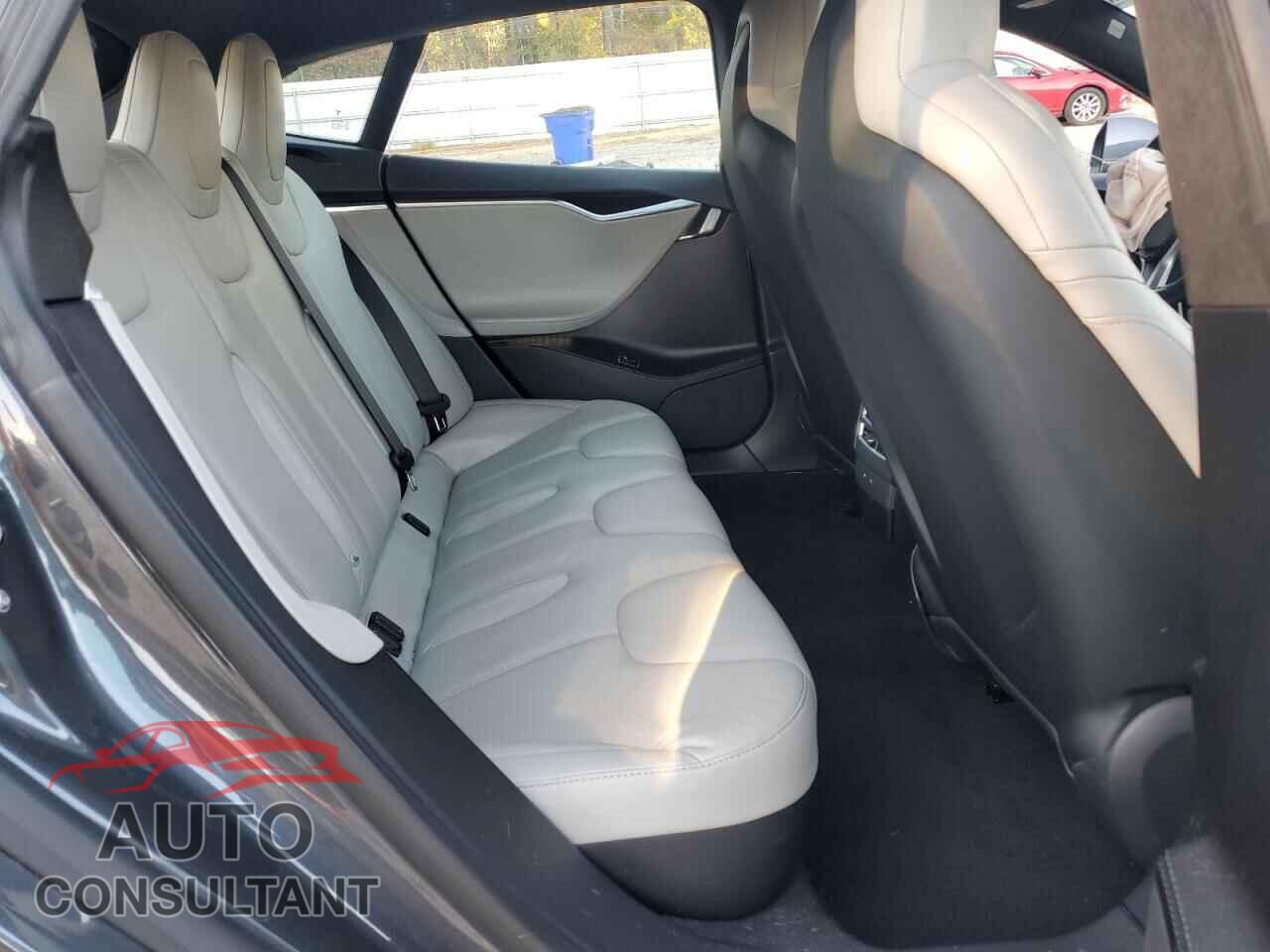 TESLA MODEL S 2016 - 5YJSA1E24GF154888
