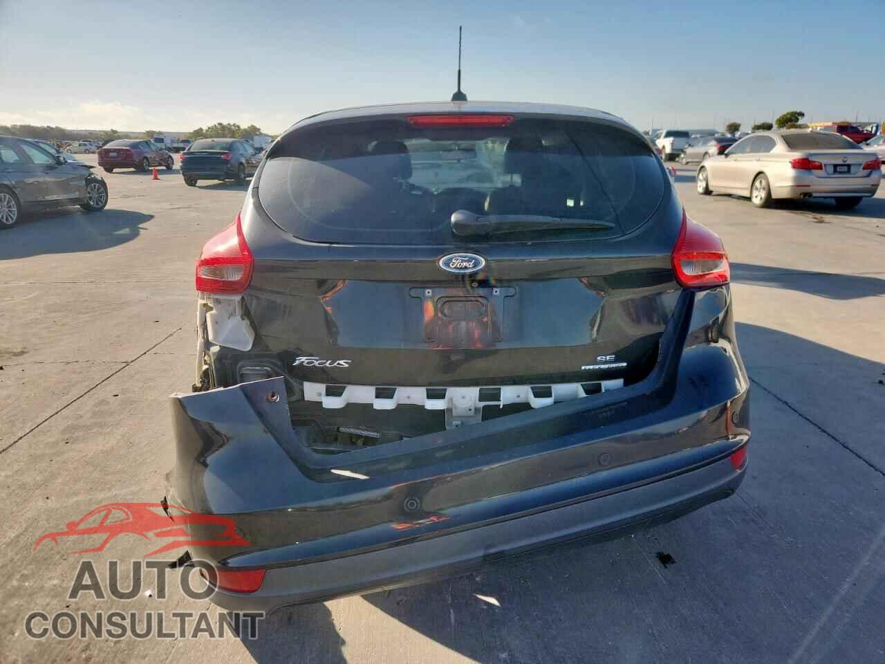 FORD FOCUS 2015 - 1FADP3K28FL379775