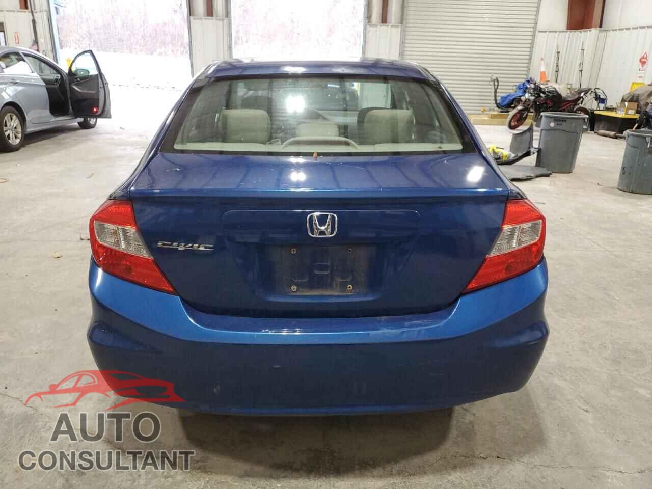 HONDA CIVIC 2012 - 2HGFB2F86CH502493