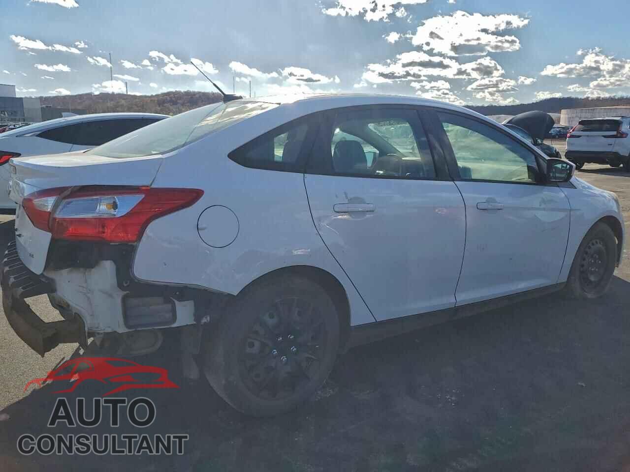 FORD FOCUS 2012 - 1FAHP3F26CL214640