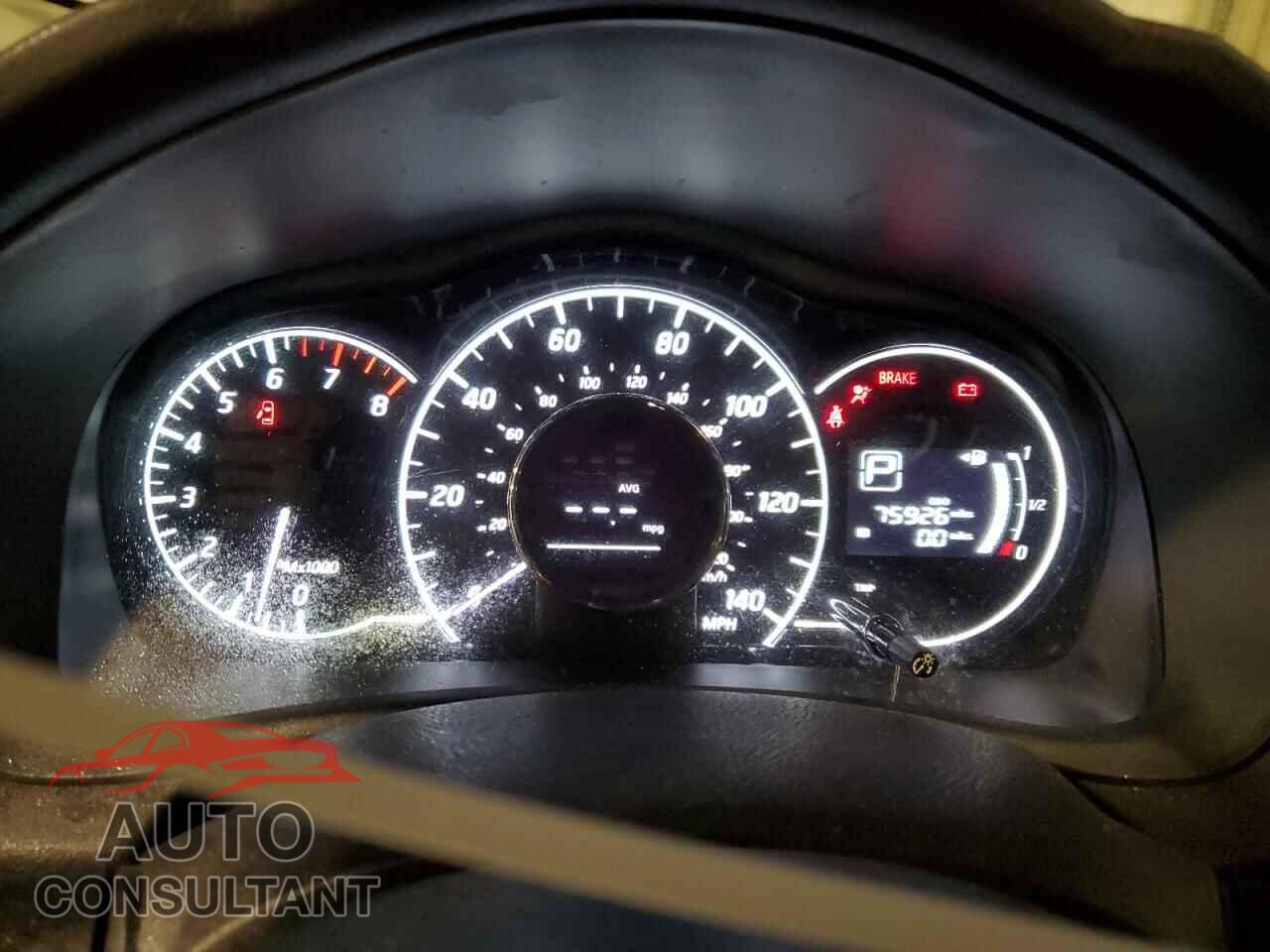 NISSAN VERSA 2017 - 3N1CE2CP2HL374078