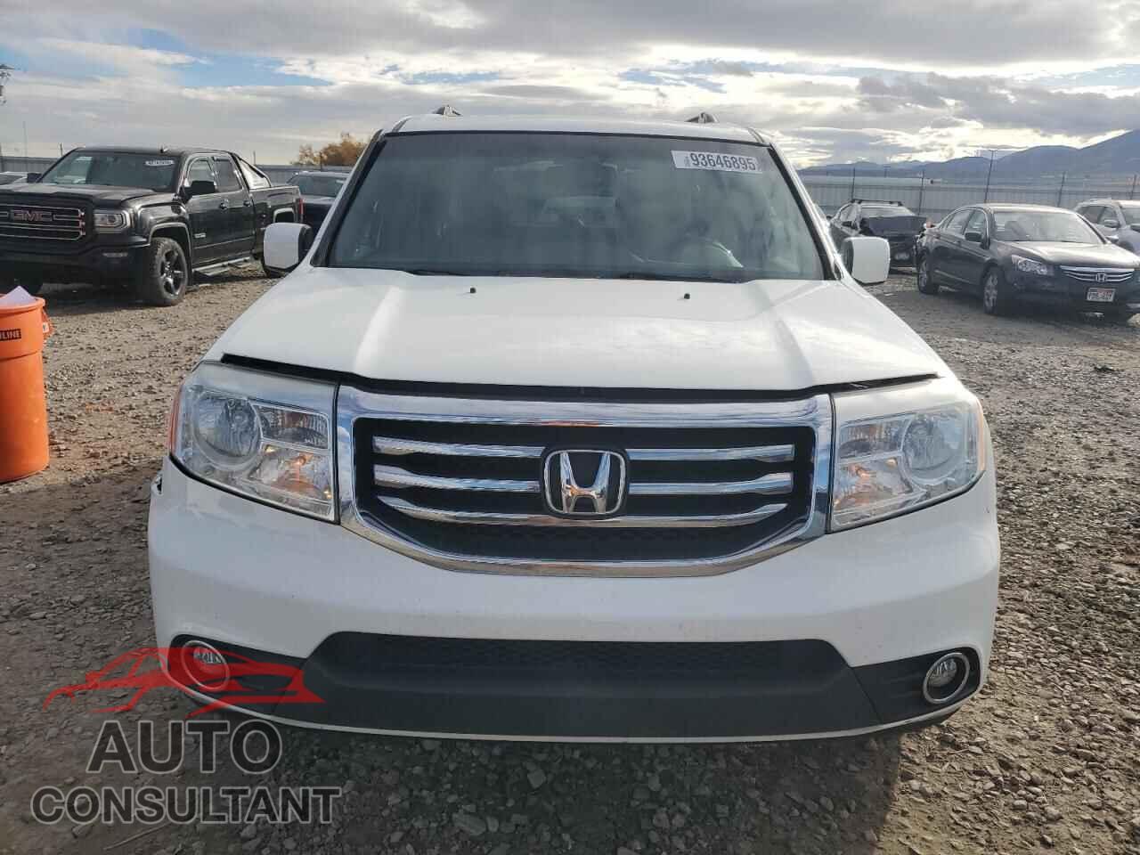 HONDA PILOT 2013 - 5FNYF4H59DB083105