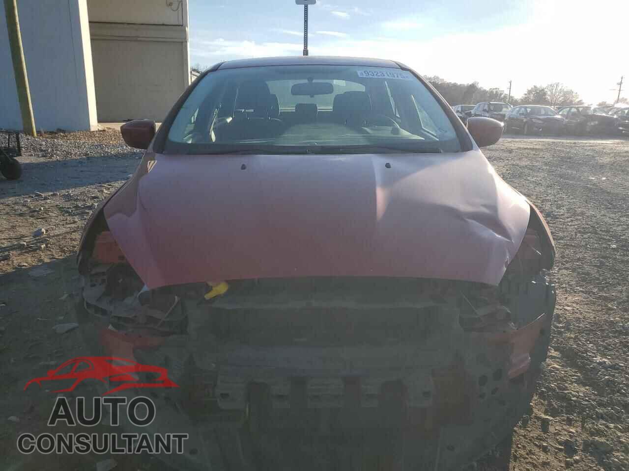 FORD FOCUS 2018 - 1FADP3FEXJL266679