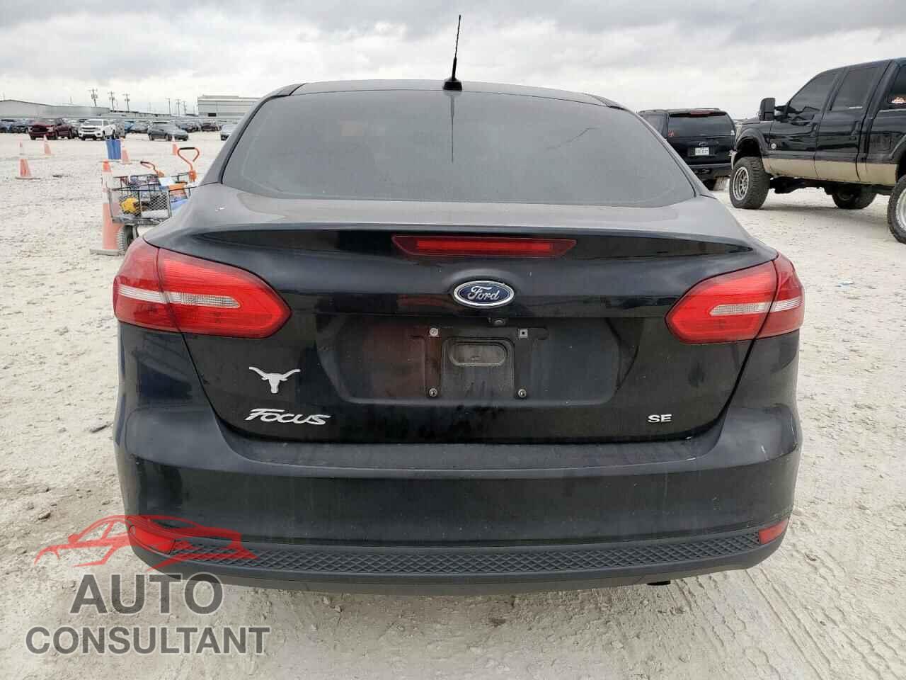 FORD FOCUS 2017 - 1FADP3F25HL253905