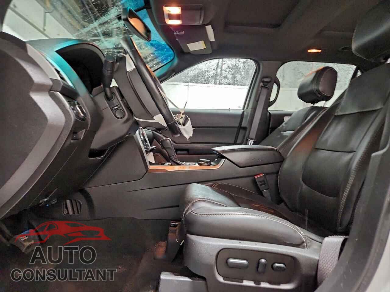 FORD EXPLORER 2015 - 1FM5K8GT4FGC05590