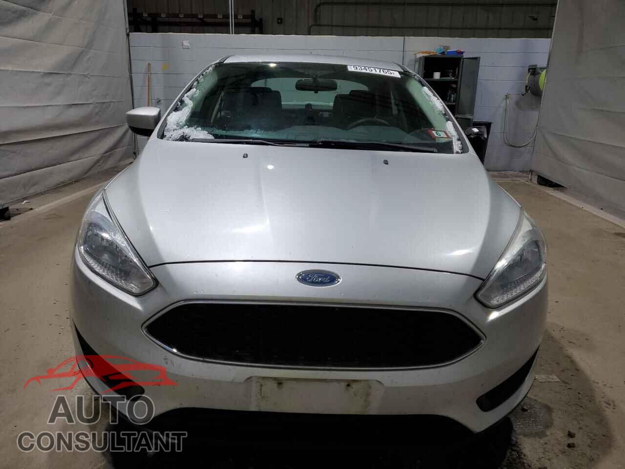 FORD FOCUS 2018 - 1FADP3FE6JL213879