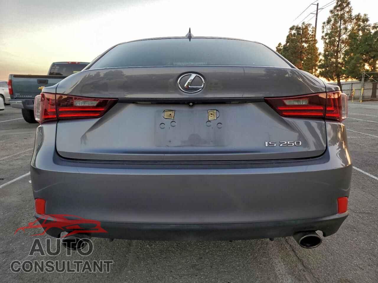 LEXUS IS 2015 - JTHBF1D24F5063864