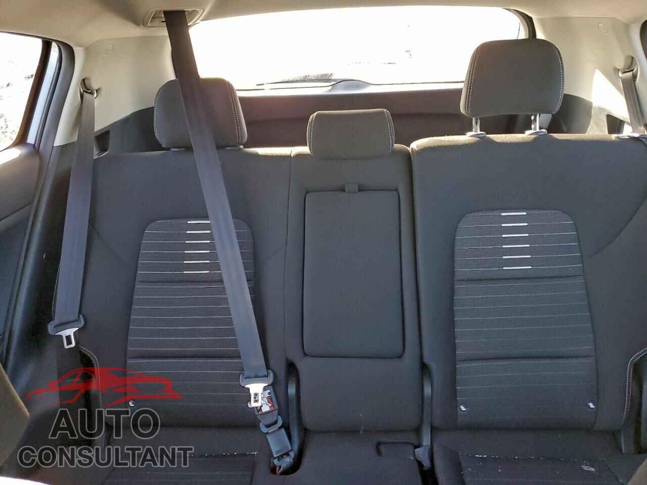 KIA SPORTAGE 2018 - KNDPMCAC3J7365066