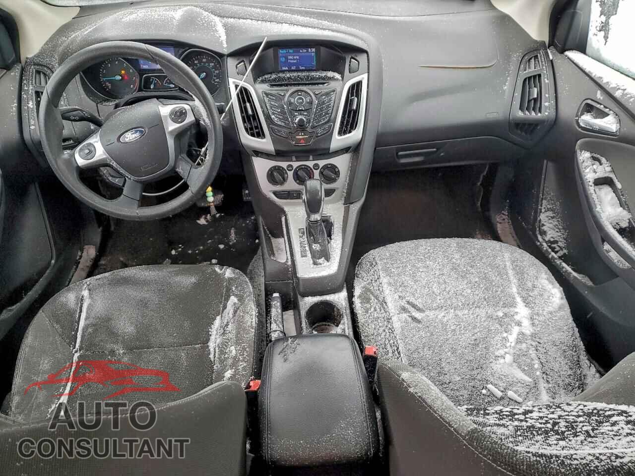 FORD FOCUS 2014 - 1FADP3F2XEL112985