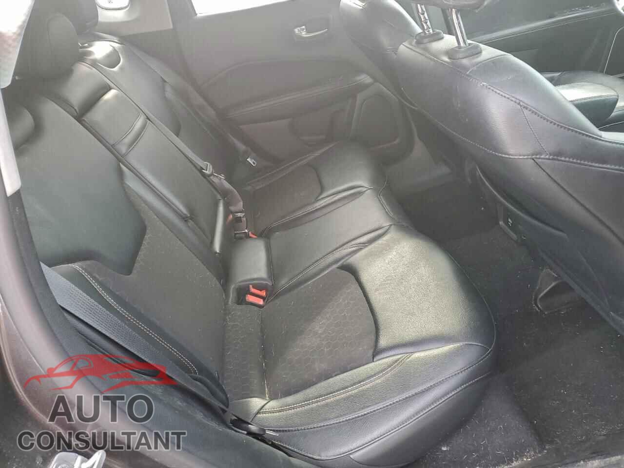 JEEP COMPASS 2017 - 3C4NJCBB2HT647792