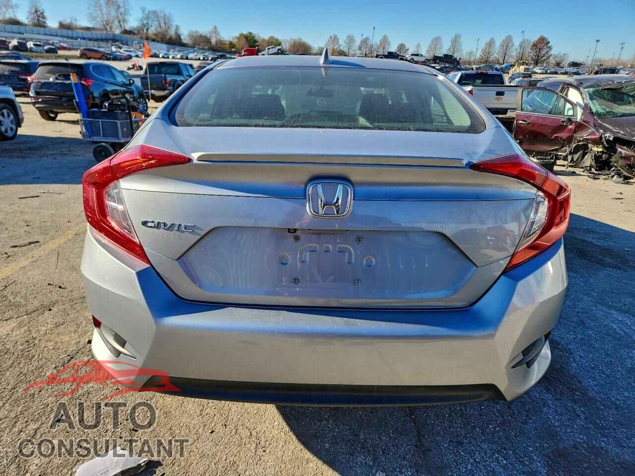 HONDA CIVIC 2017 - 19XFC1F38HE001750