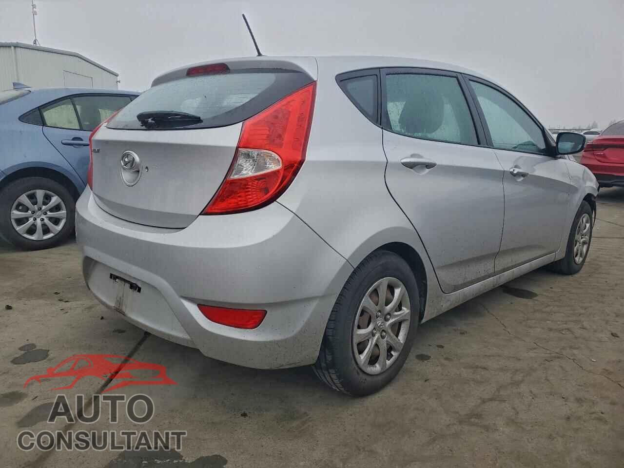 HYUNDAI ACCENT 2012 - KMHCT5AE3CU031697