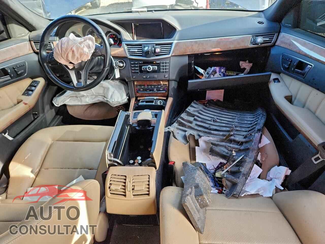 MERCEDES-BENZ E-CLASS 2012 - WDDHF5KB1CA655463